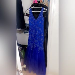 Prom dress ! Worn once!